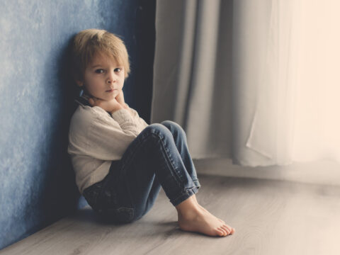 Efecte ale neglijării și abuzului în relația părinte-copil – Partea a patra